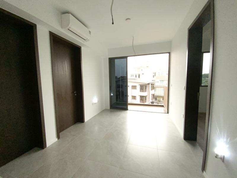 Prop-GPT: Condominium: D27 Yishun The Watergardens at Canberra