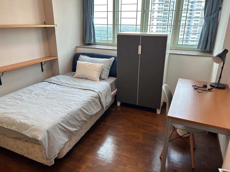 Prop-GPT: Condominium: D03  Queens