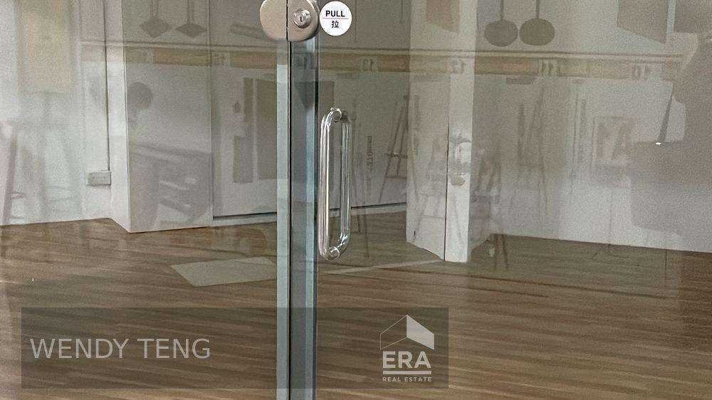 Retail for Rent: 