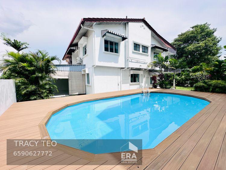 Prop-GPT: Semi-Detached: D10  Grove Lane For Rent