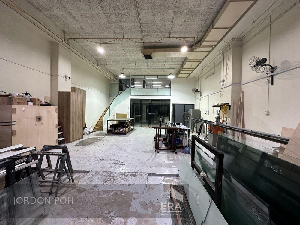 Prop-GPT: Factory:   Kaki Bukit Road 1 Enterprise One For Rent
