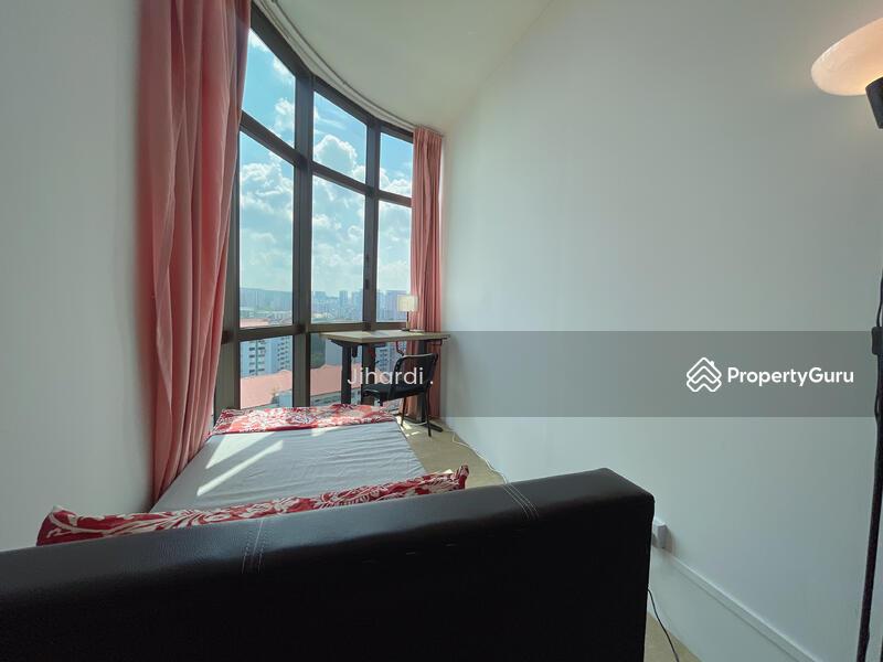 Condominium for Rent, Parc Oasis, SGD 1,250 | 99-year lease