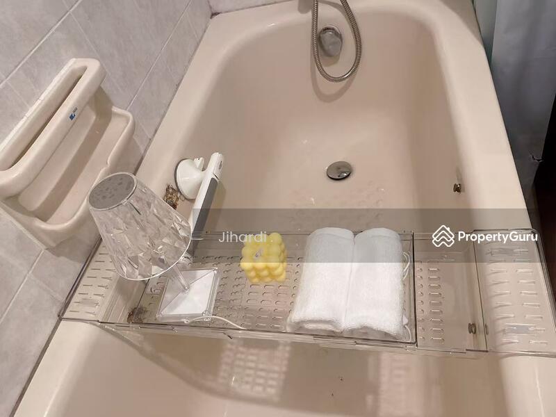 Condominium for Rent, Parc Oasis, SGD 1,250 | 99-year lease