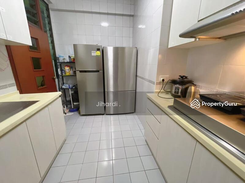 Condominium for Rent, Parc Oasis, SGD 1,250 | 99-year lease