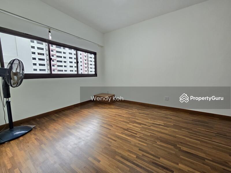 HDB Flat for Rent, 688C Choa Chu Kang Crescent, SGD 820 | 99-year lease