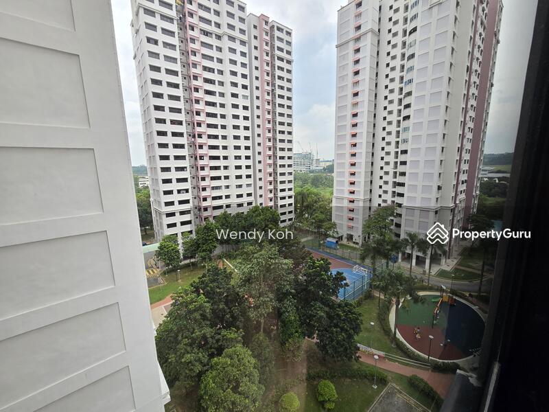 HDB Flat for Rent, 688C Choa Chu Kang Crescent, SGD 820 | 99-year lease