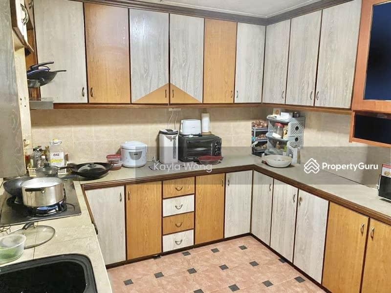HDB Flat for Rent: D18, 520343