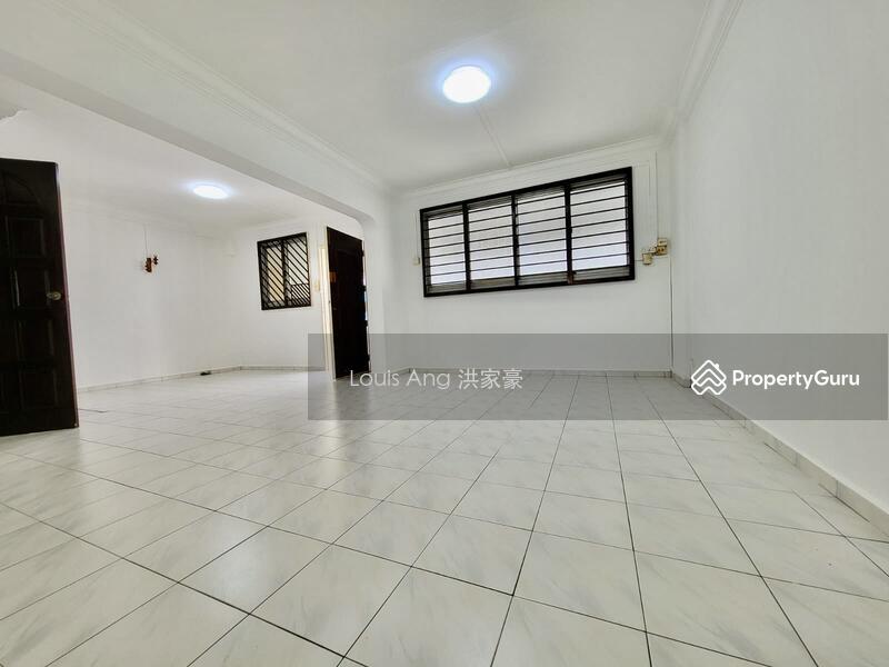 HDB Flat for Rent, 725 Jurong West Avenue 5, SGD 3,500 | 99-year lease