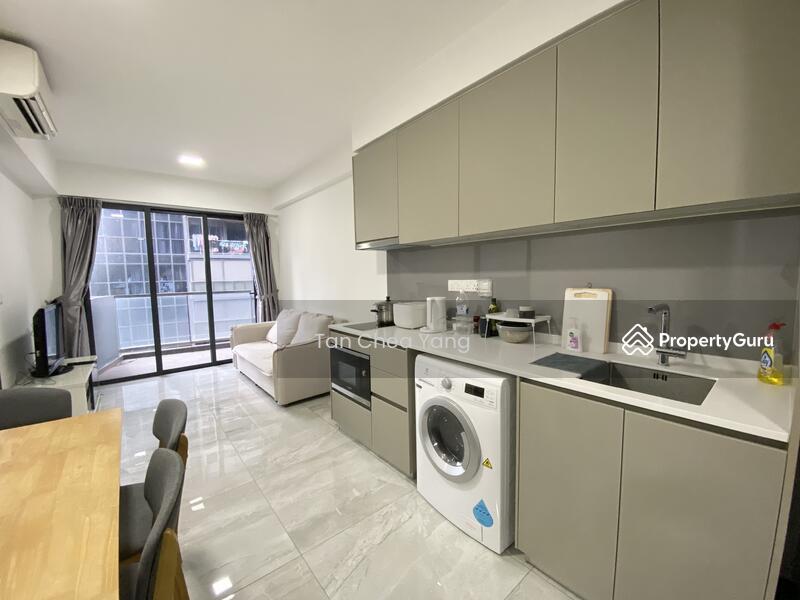 Prop-GPT: Condominium: D22 Boon Lay Lake Grande