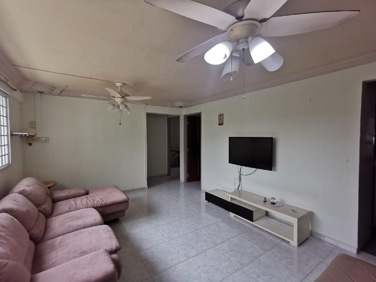 HDB Apartment for Rent: D18, 520459