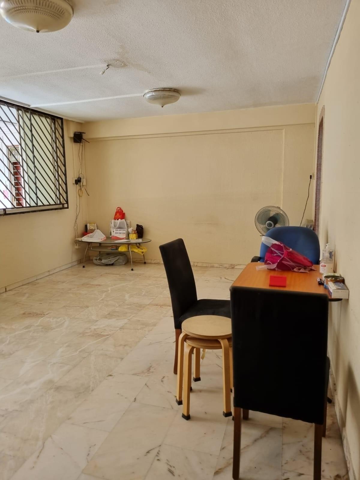Prop-GPT: HDB Apartment: D22  52 Teban Gardens Road