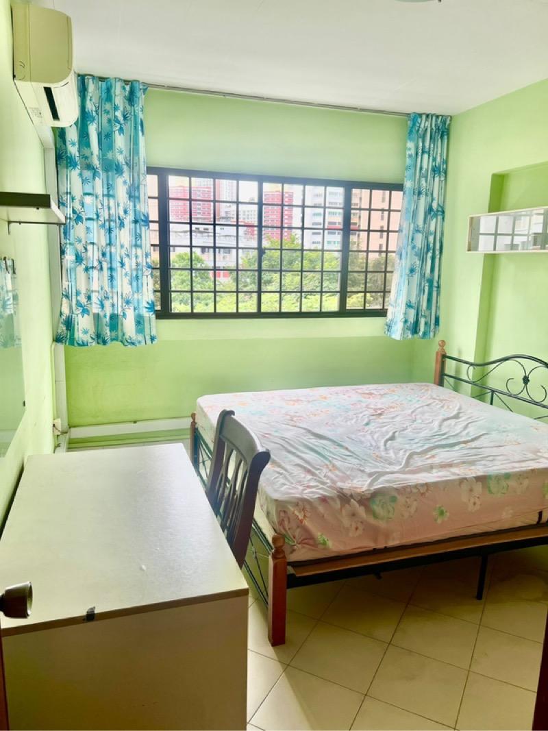 HDB Apartment for Rent, 115 Bukit Batok West Avenue 6 HDB Apartment Room Rental, $800, 1 Bed 2 Bath 1,420 sqft $0.56 psf, SGD 800 | 99-year Leasehold