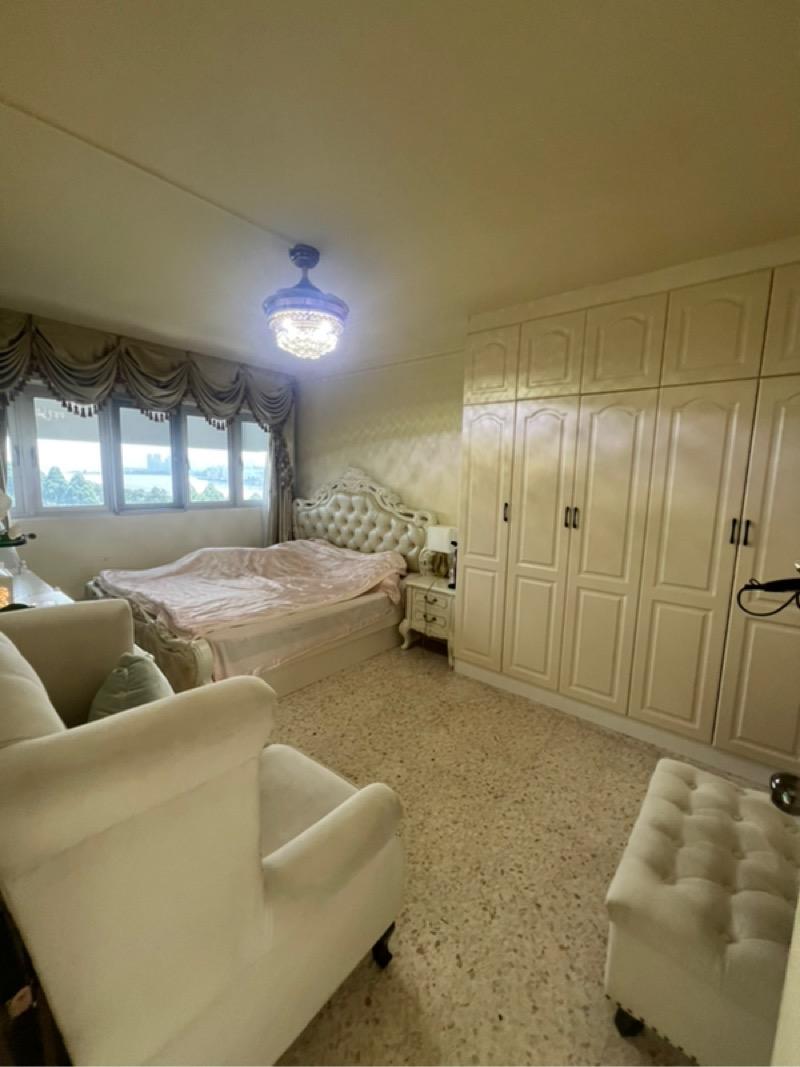 Prop-GPT: HDB Apartment: D25  214 Marsiling Lane