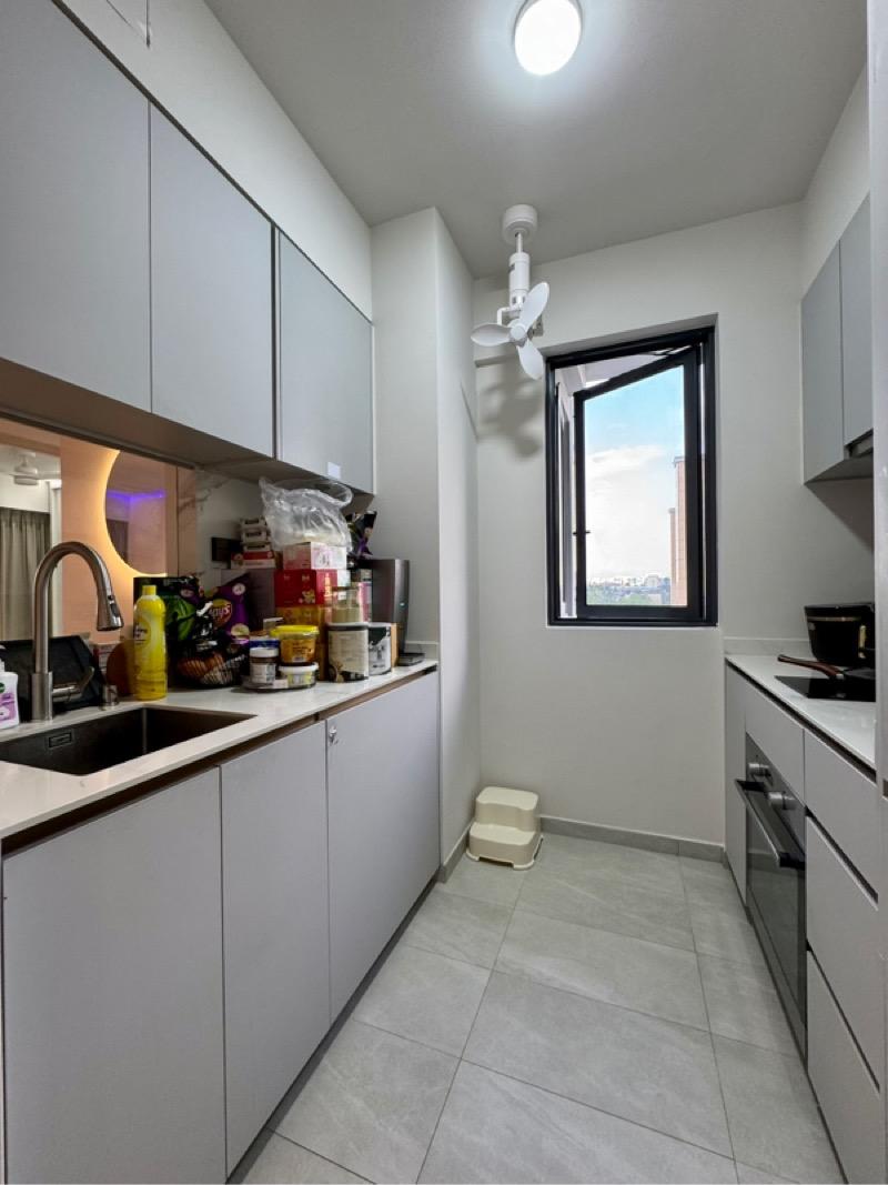 Condominium for Rent: D19, 538859