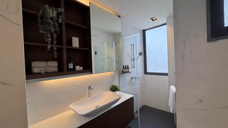 Apartment for Rent, The Legacy Apartment For Rent, $8,500, 3 Bed 3 Bath 2,594 sqft $3.28 psf, SGD 8,500 | Freehold
