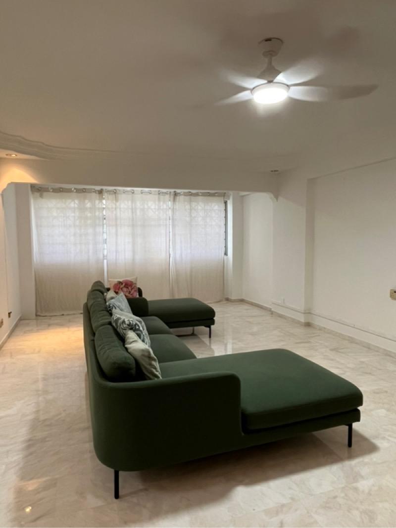 Prop-GPT: HDB Apartment: D18 Pasir Ris 534 Pasir Ris Drive 1