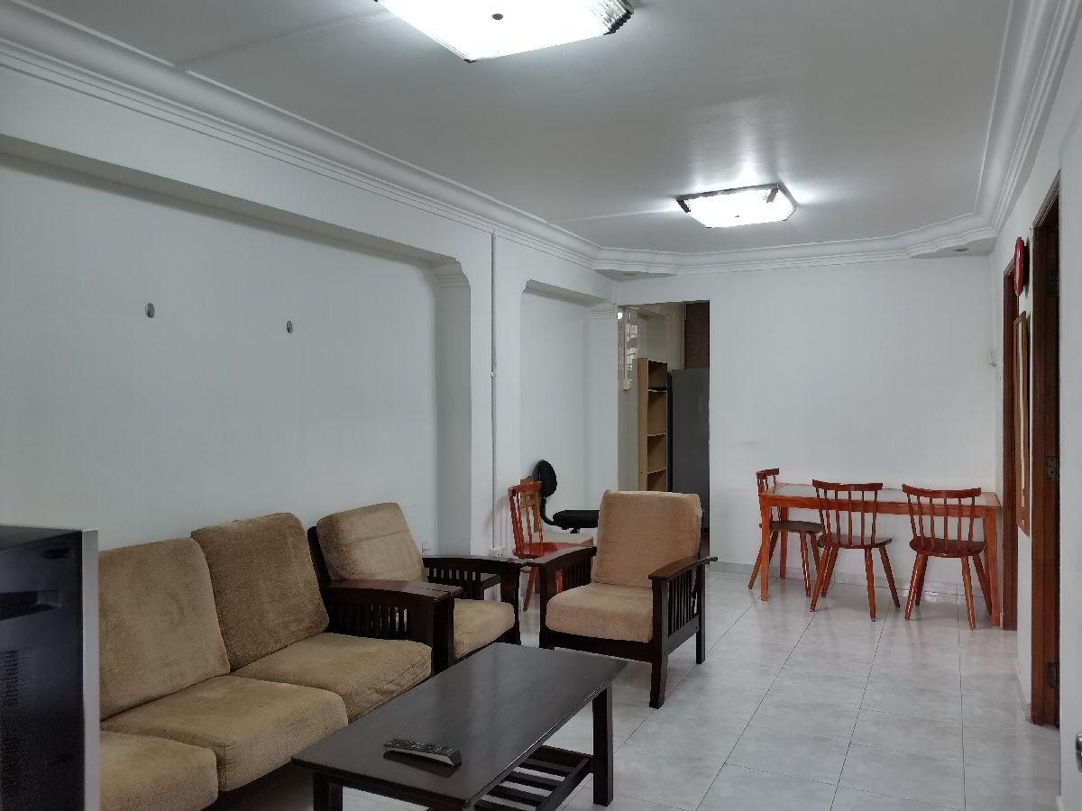 Prop-GPT: HDB Apartment: D10 Holland 1 Ghim Moh Road