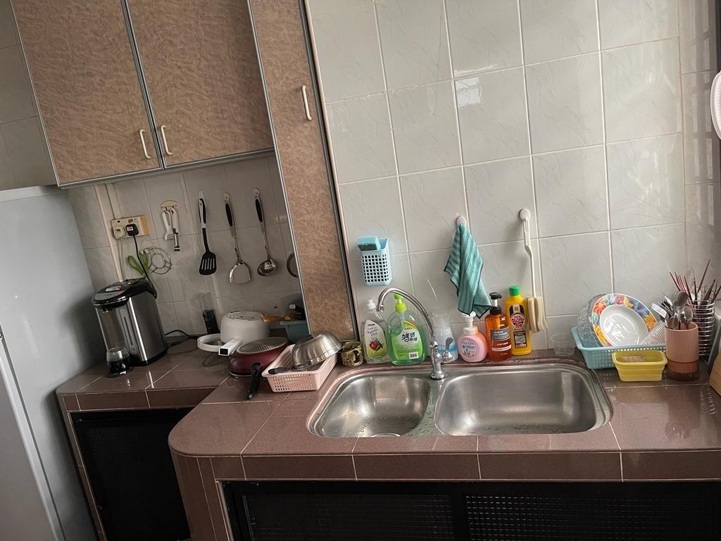 HDB Apartment for Rent: Holland, D10, 270001