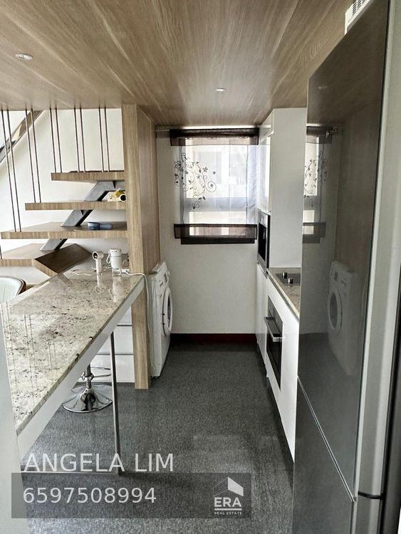Prop-GPT: Condominium:   West Coast Crescent Seahill For Rent