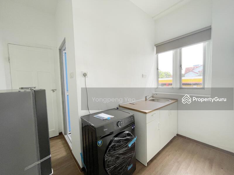 Terrace for Rent, Pasir Panjang Road, SGD 2,650