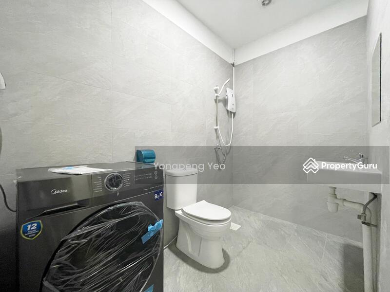 Terrace for Rent, Pasir Panjang Road, SGD 2,650