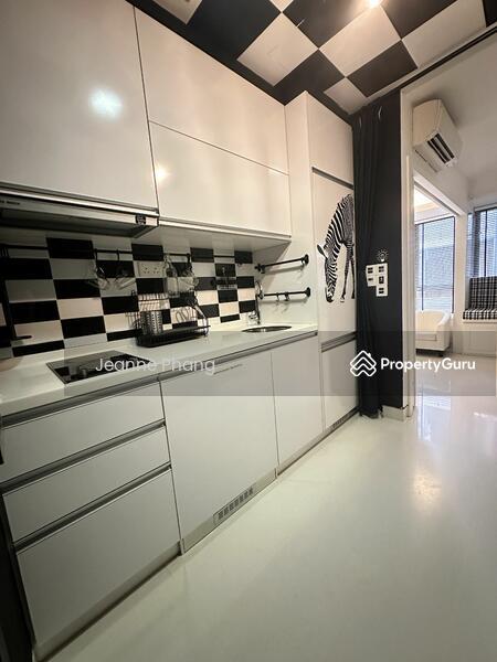Prop-GPT: Condominium: D10  RV Edge