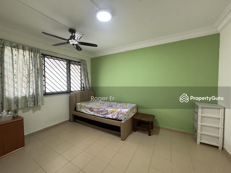 Prop-GPT: HDB Flat: D23  252 Bangkit Road