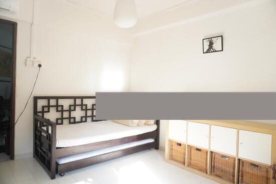HDB Apartment for Rent, 112 Tampines Street 11 HDB Apartment Room Rental, $900, 1 Bed 200 sqft $4.50 psf, SGD 900 | 99-year Leasehold