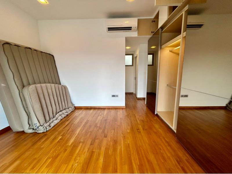 Condominium for Rent, The Peak @ Balmeg Condominium For Rent, $7,800, 3 Bed 4 Bath 1,948 sqft $4.00 psf, SGD 7,800 | Freehold