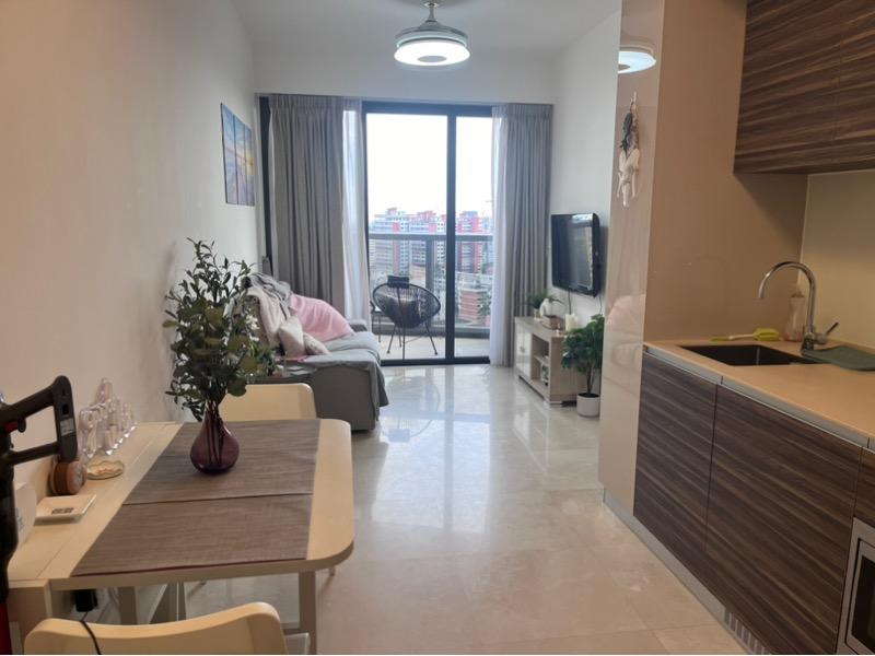 Prop-GPT: Condominium: D03  Commonwealth Towers