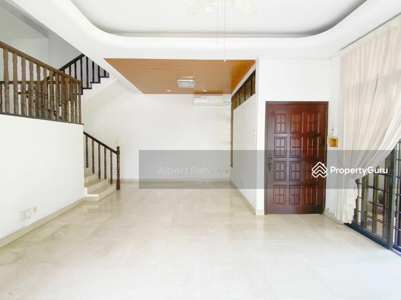Prop-GPT: Semi-Detached: D10  Coronation road