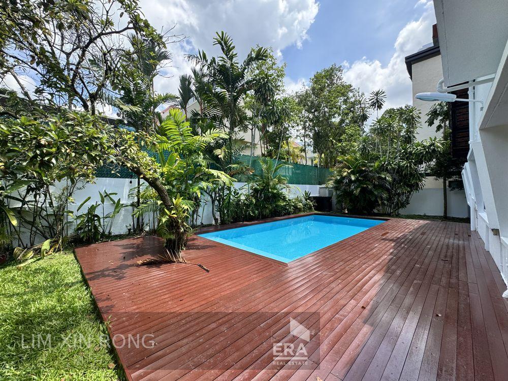 Prop-GPT: Detached: D10  First Avenue For Rent