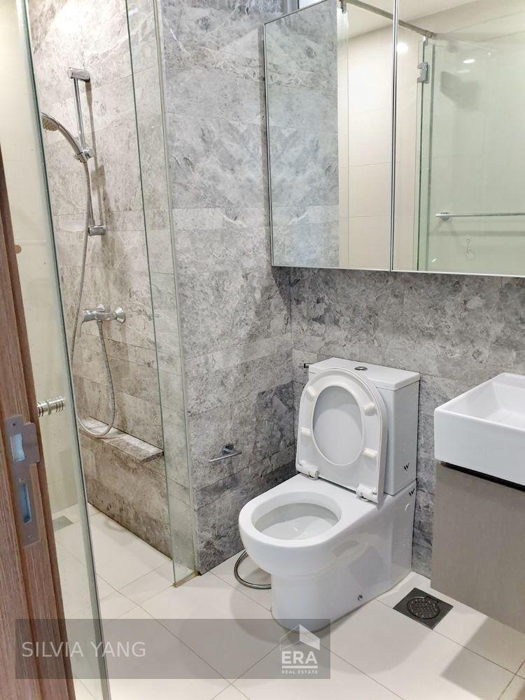 Condominium for Rent: 