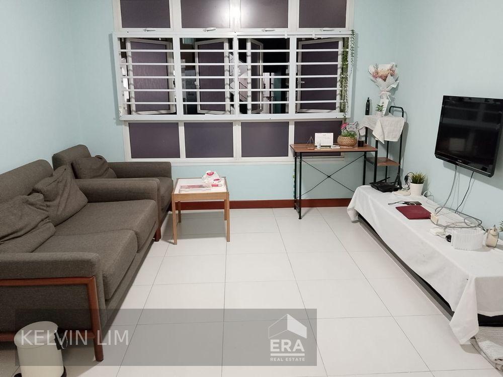 Prop-GPT: HDB - 3 room:   Yishun Avenue 9 315A Yishun Avenue 9 For Rent