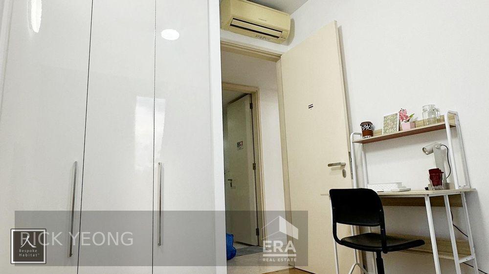 Condominium for Rent: 