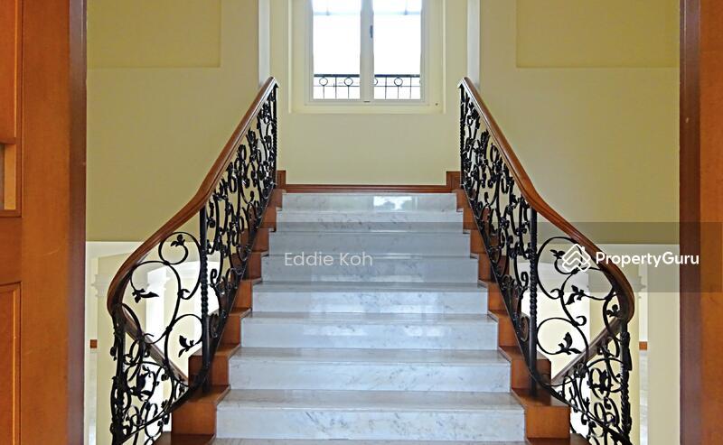 Bungalow - Good Class for Rent, Compellingly Priced! Mediterranean Charm! Move-In-Ready!, SGD 22,000 | Freehold