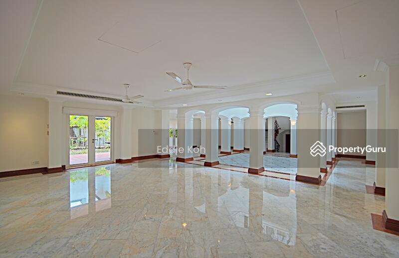 Bungalow - Good Class for Rent, Compellingly Priced! Mediterranean Charm! Move-In-Ready!, SGD 22,000 | Freehold