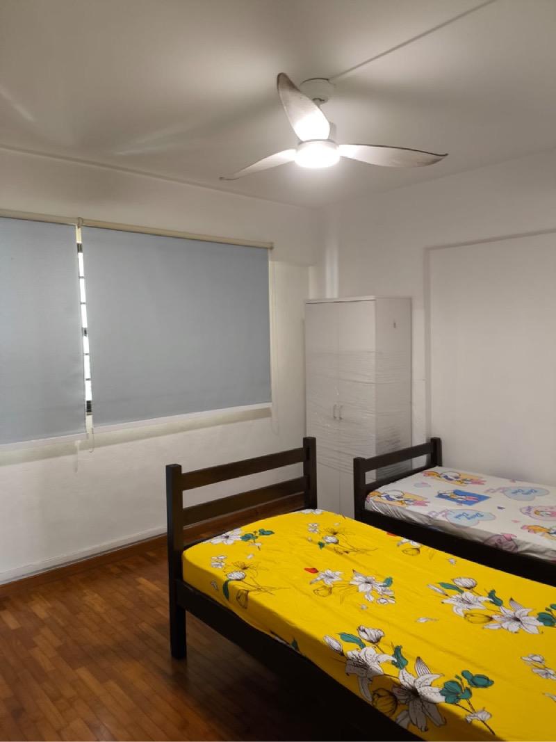 Prop-GPT: HDB Apartment: D22 Boon Lay 410 Jurong West Street 42