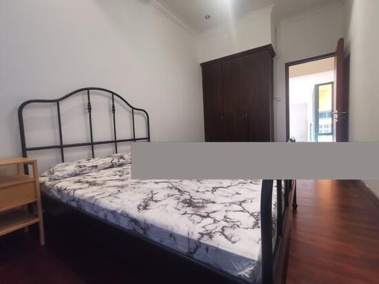 395 kew crescent Terraced House Room Rental, $2,768, 1 Bed 1 Bath 120 sqft $23.07 psf