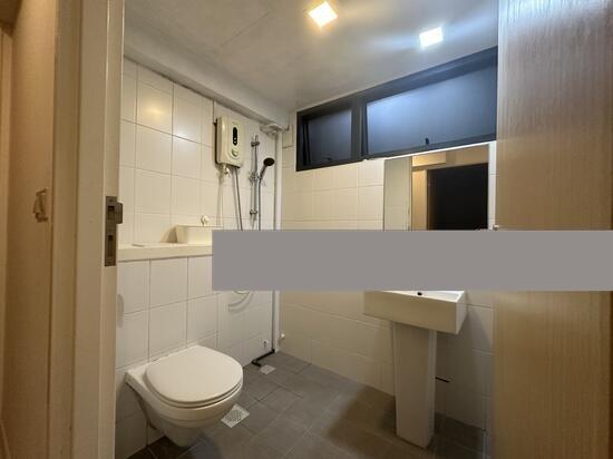 HDB Apartment for Rent, 92 Dawson Road HDB Apartment Room Rental, $1,300, 1 Bed 1 Bath 100 sqft $13.00 psf, SGD 1,300 | 99-year Leasehold