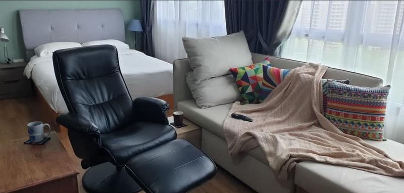 Prop-GPT: HDB Apartment: D23 Bukit Batok 451A Bukit Batok West Avenue 6