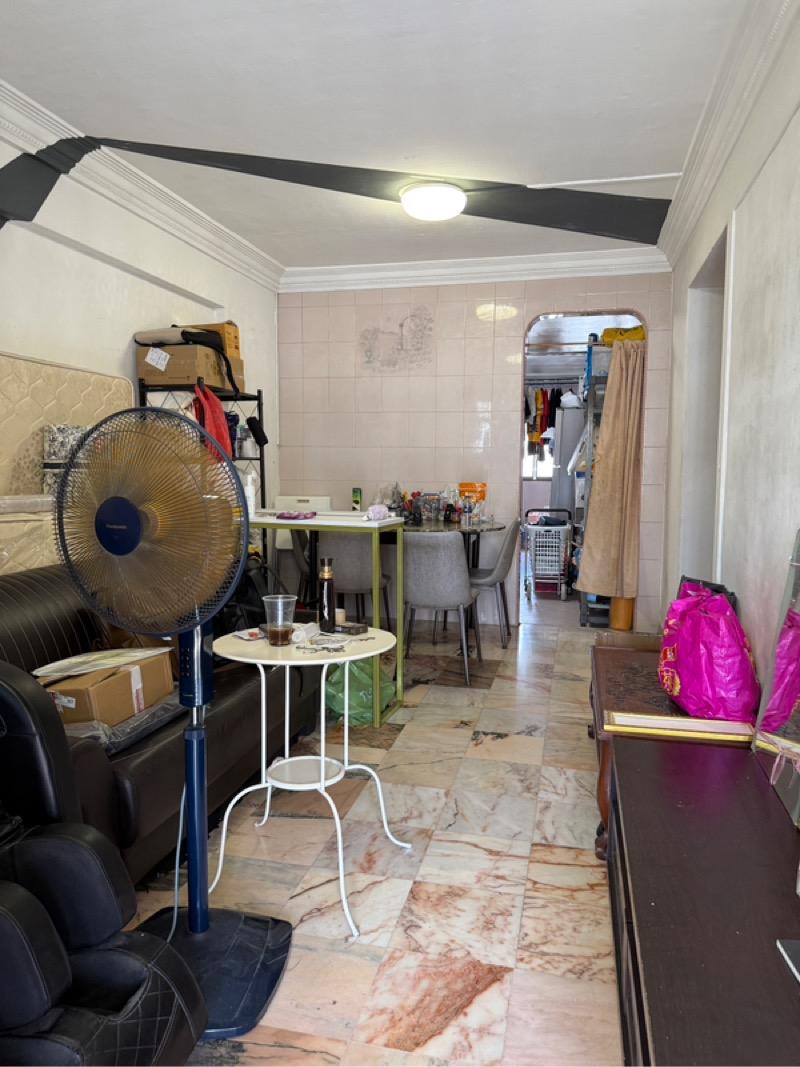 Prop-GPT: HDB Apartment: D14 Geylang 111 Aljunied Crescent