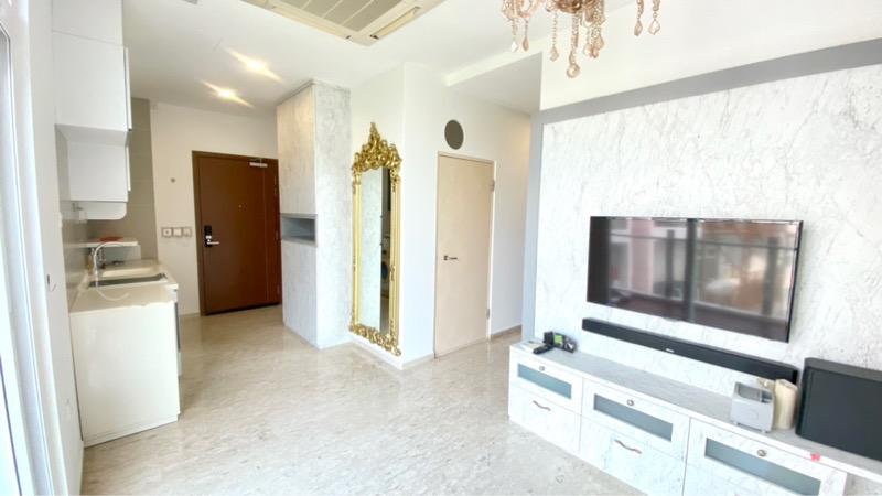 Condominium for Rent: D19, 558962