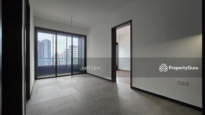 Prop-GPT: Condominium: D07  Midtown Modern