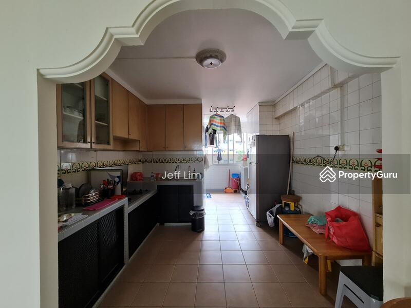 HDB Flat for Rent, 712 Jurong West Street 71, SGD 1,300 | 99-year lease