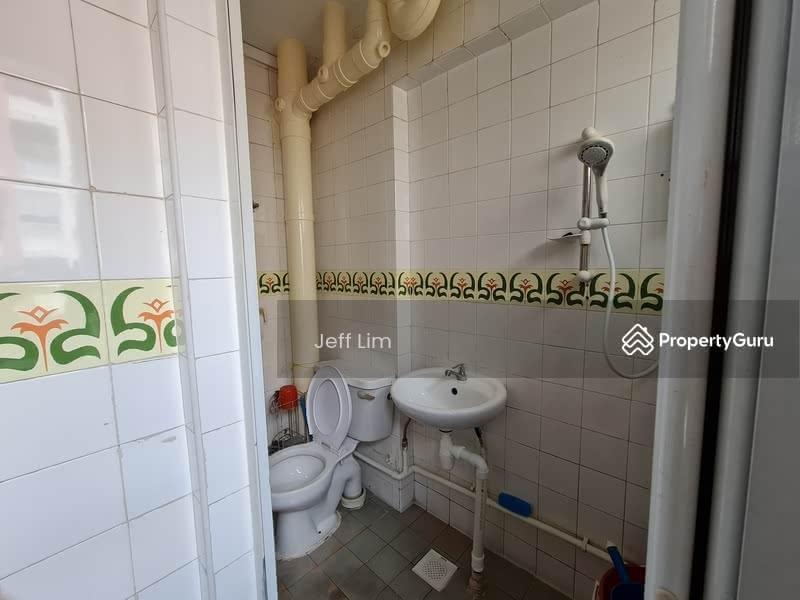 HDB Flat for Rent, 712 Jurong West Street 71, SGD 1,300 | 99-year lease