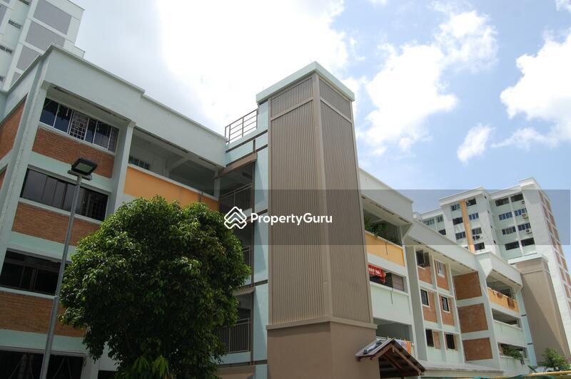 HDB Flat for Rent, 223 Tampines Street 24, SGD 3,000 | 99-year lease