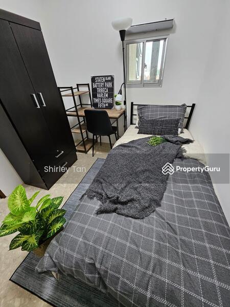 Prop-GPT: Executive Condominium: D22 Boon Lay The Floravale