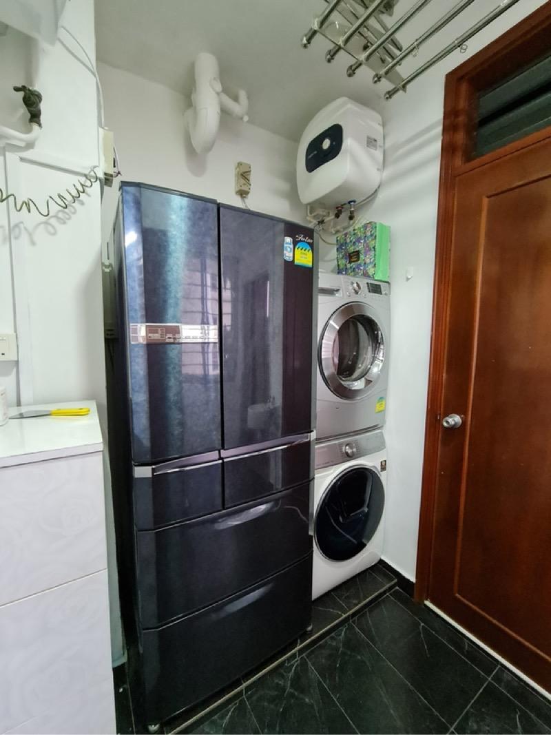 Condominium for Rent, Parc Vista Condominium Room Rental, $1,200, 1 Bed 1 Bath 100 sqft $12.00 psf, SGD 1,200