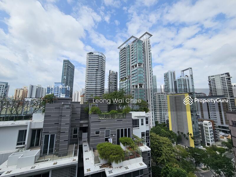 Condominium for Rent: D09, 239565